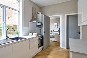 Photo 25- click for photo gallery